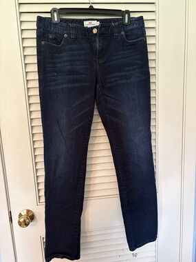 Vineyard Vines Women's Straight Leg Jeans in Dark Blue